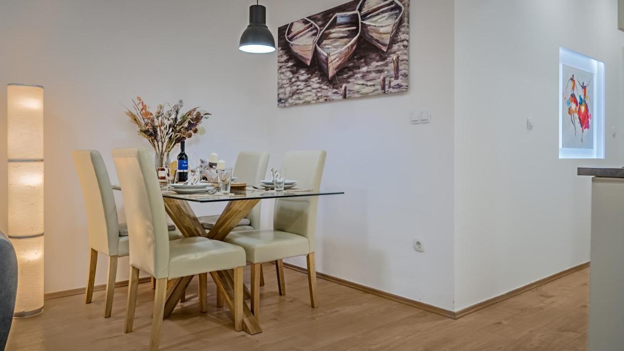 Brand New Apartment In City Center, Big Terrace Zagrzeb Zewnętrze zdjęcie